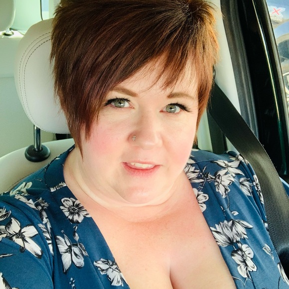 Meet your Posher, Chatée - Picture 3 of 4